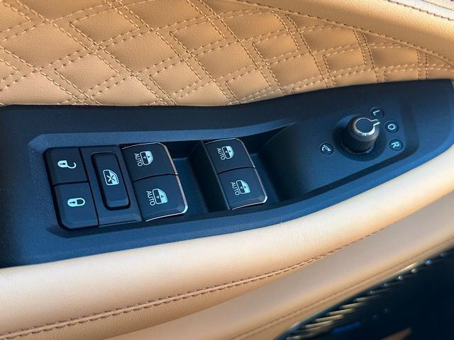 2025 Jeep Grand Cherokee L Summit Reserve photo 16