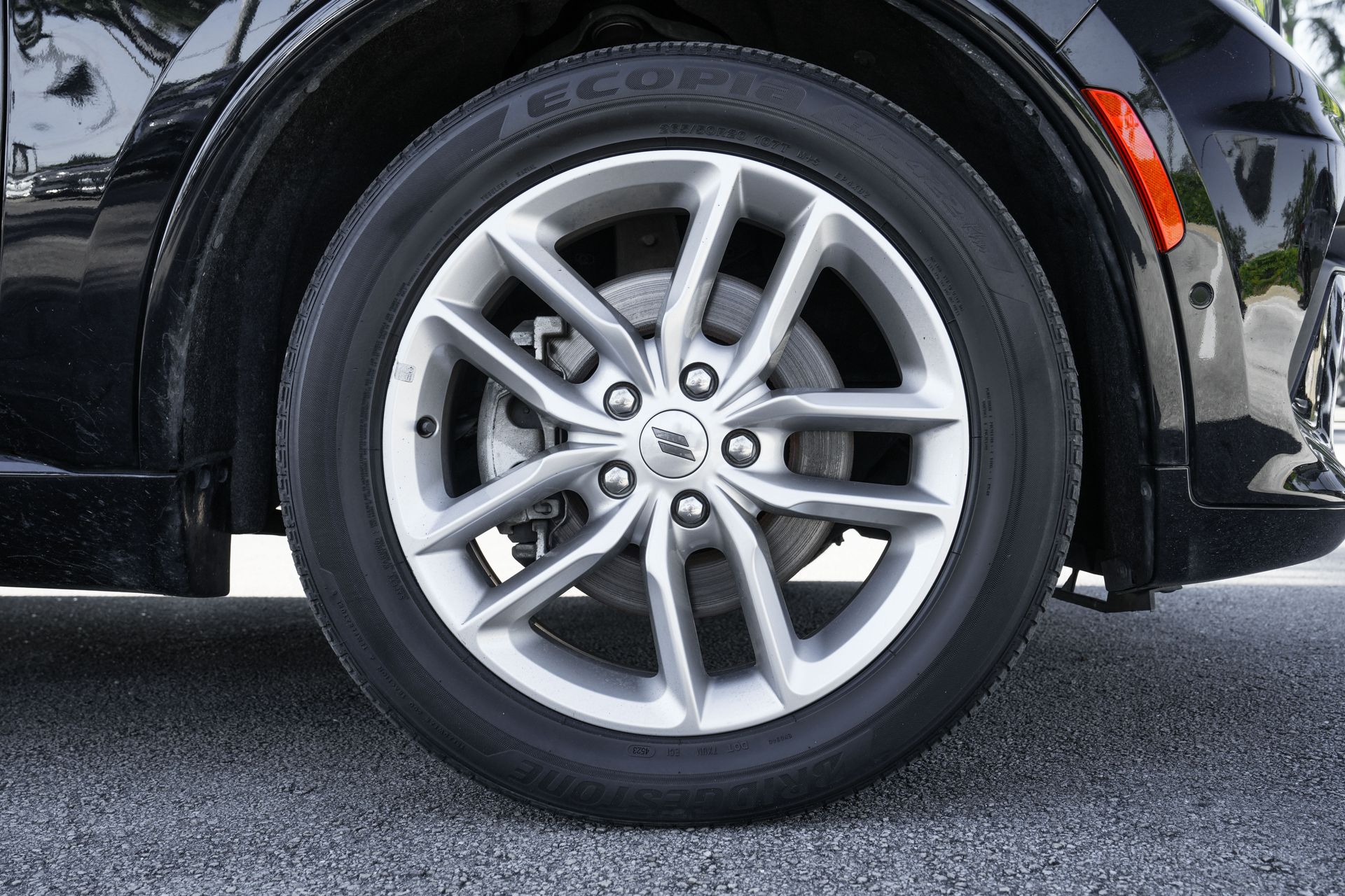 2024 Dodge Durango R/T Plus photo 3