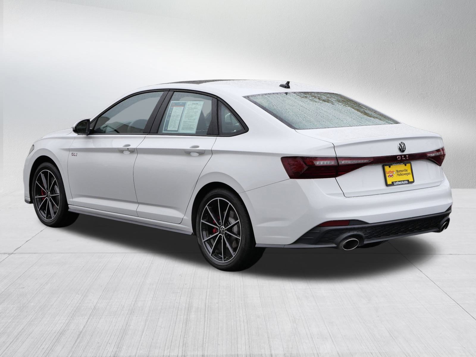 2025 Volkswagen Jetta GLI Autobahn photo 4