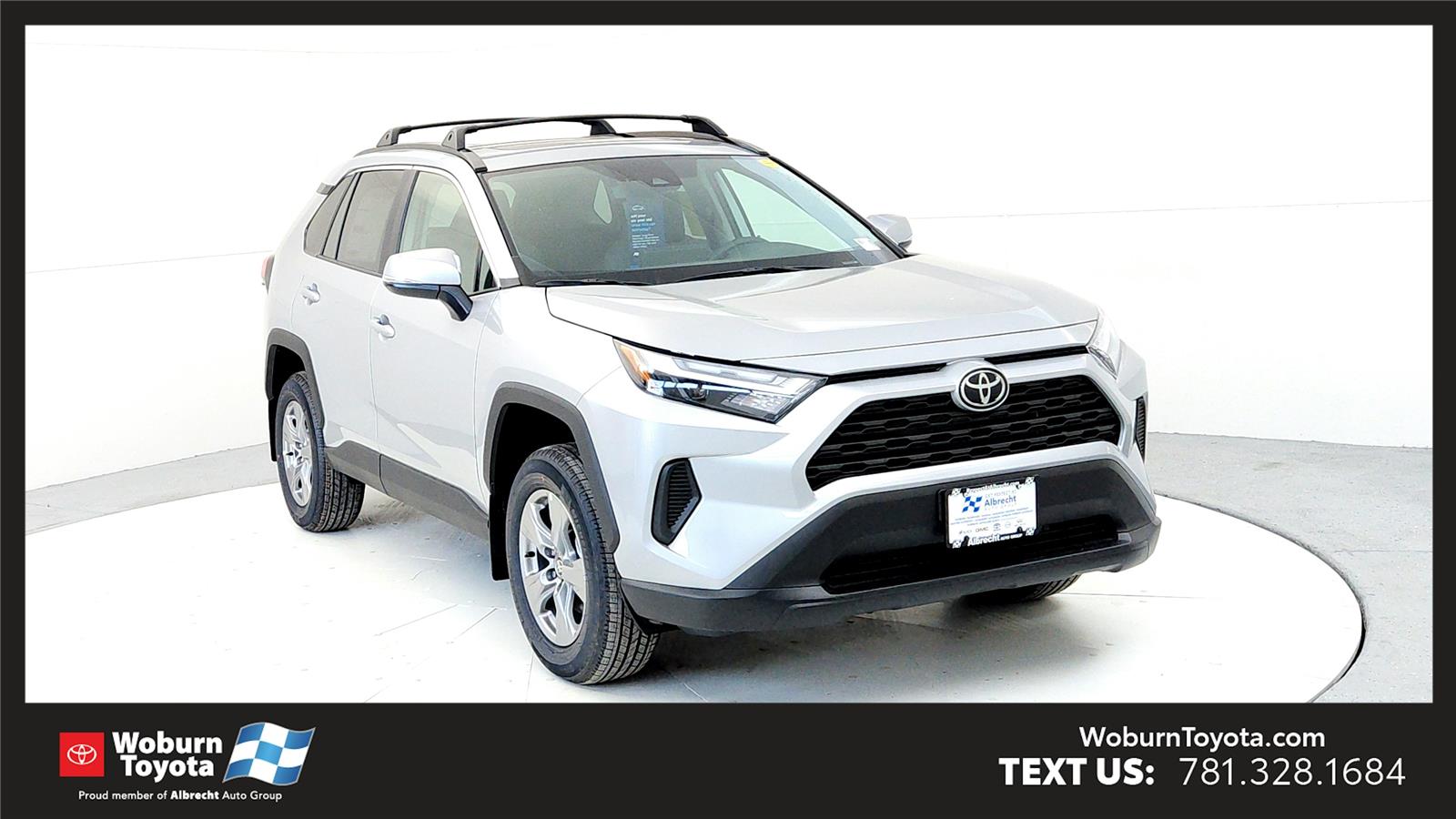 2025 Toyota RAV4 XLE's photo