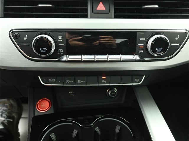 2020 AUDI A4 - Image 17
