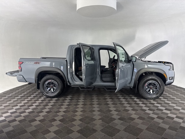 2026 Nissan Frontier Crew Cab PRO-4X photo 18