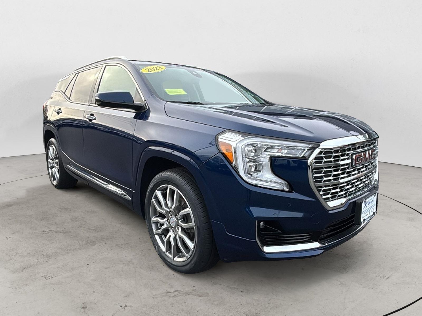 2023 GMC Terrain Denali's photo