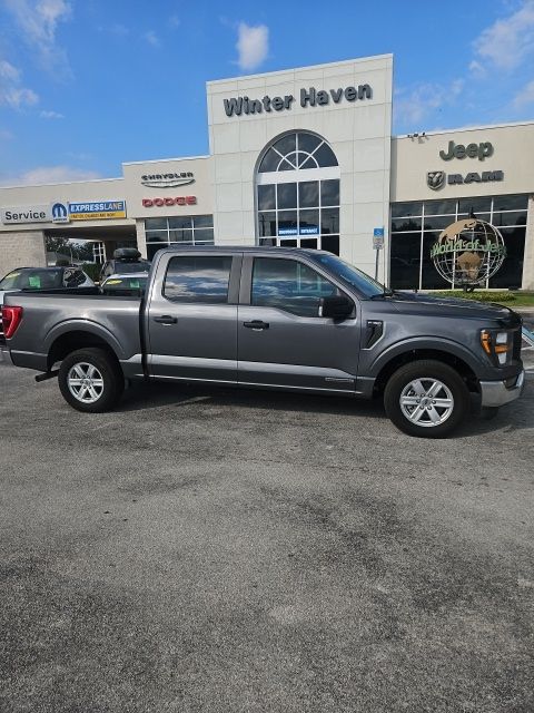 2023 Ford F-150 XL's photo