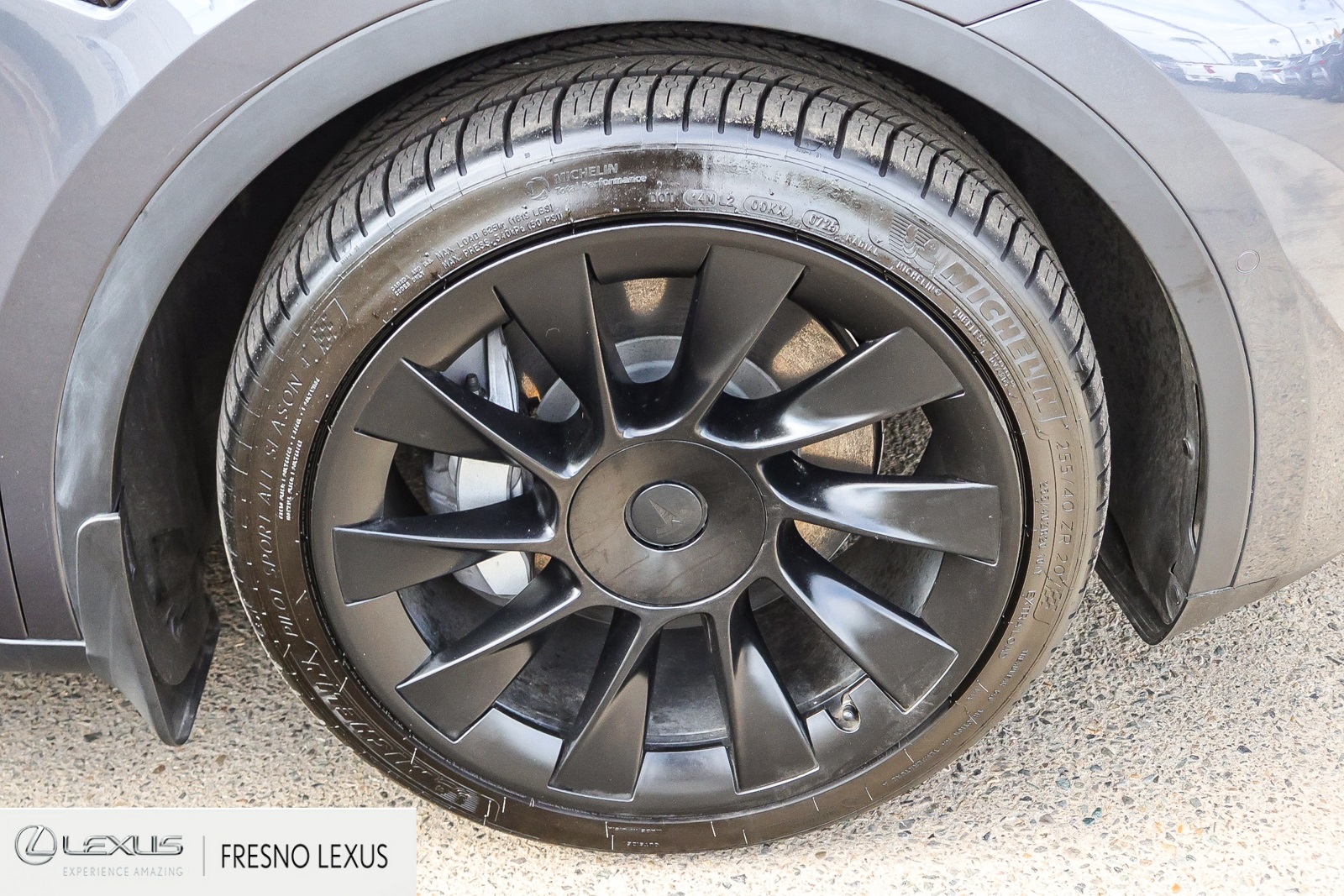 2022 Tesla Model Y Long Range photo 9