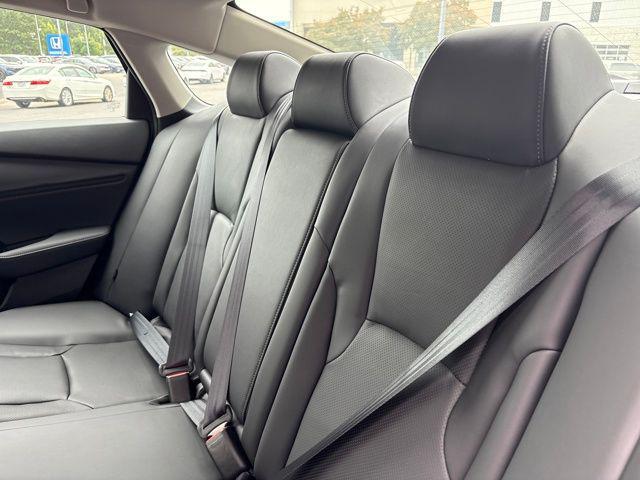 2025 Honda Accord Hybrid Touring photo 17