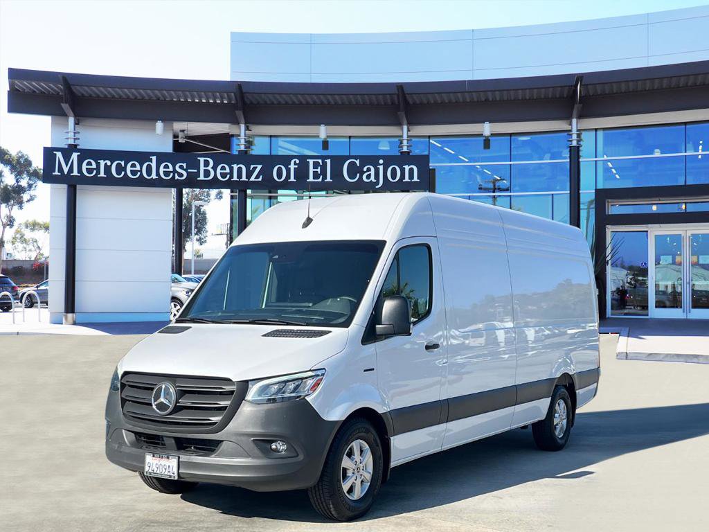 2024 Mercedes-Benz eSprinter Cargo Van Base's photo