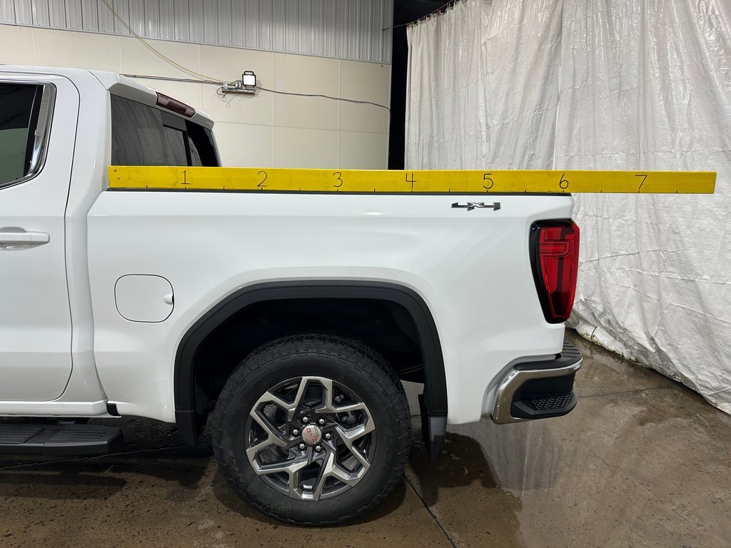 2026 Gmc Sierra 1500 SLE photo 11