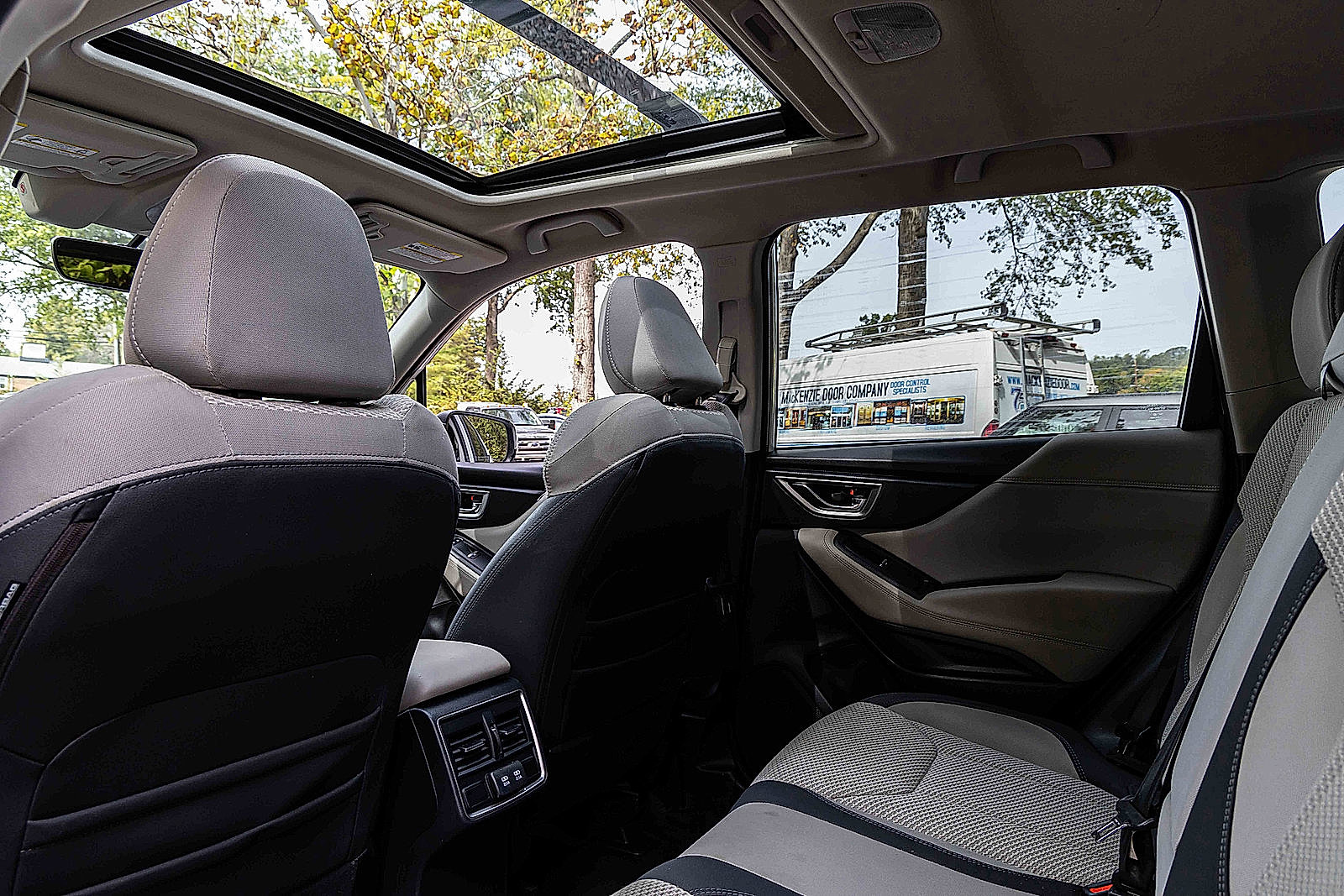 2020 Subaru Forester Premium photo 21