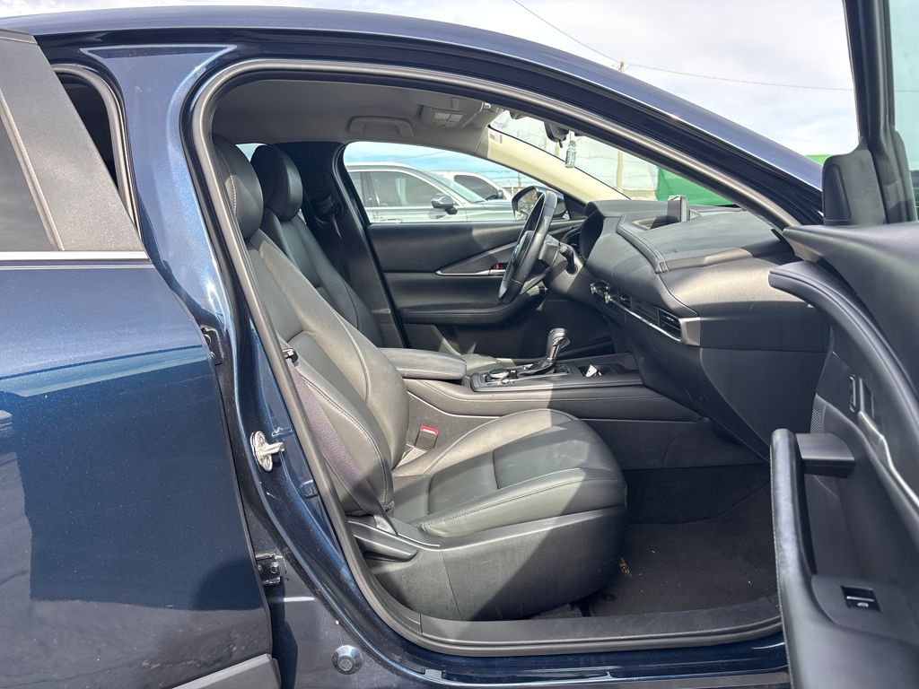 2021 Mazda CX-30 Select photo 3