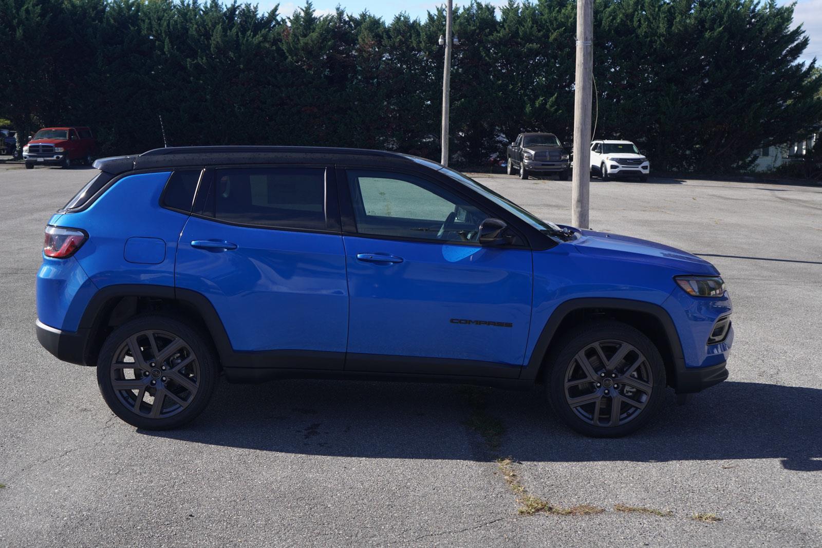 2026 Jeep Compass Limited Altitude photo 2