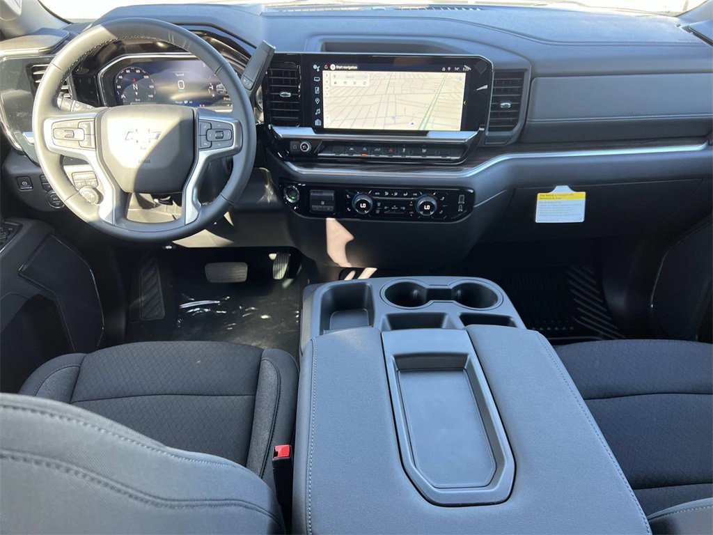 2026 Chevrolet Silverado 1500 LT photo 3