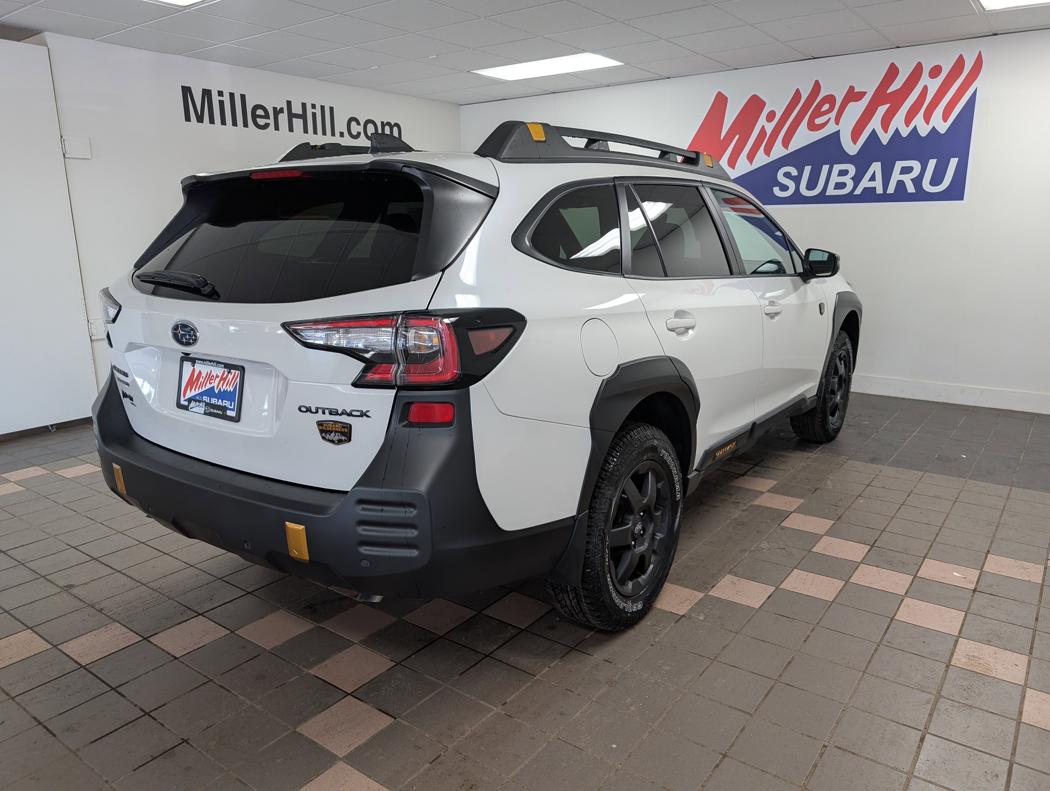 2025 Subaru Outback Wilderness photo 9
