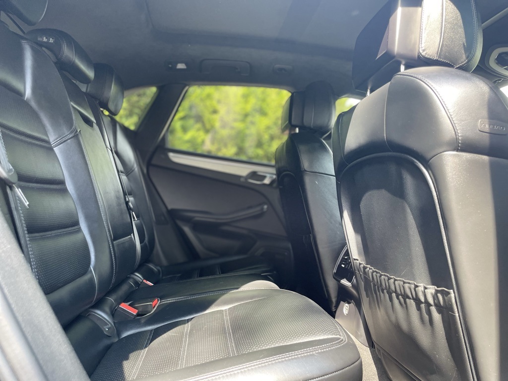 2018 Porsche Macan Turbo photo 19
