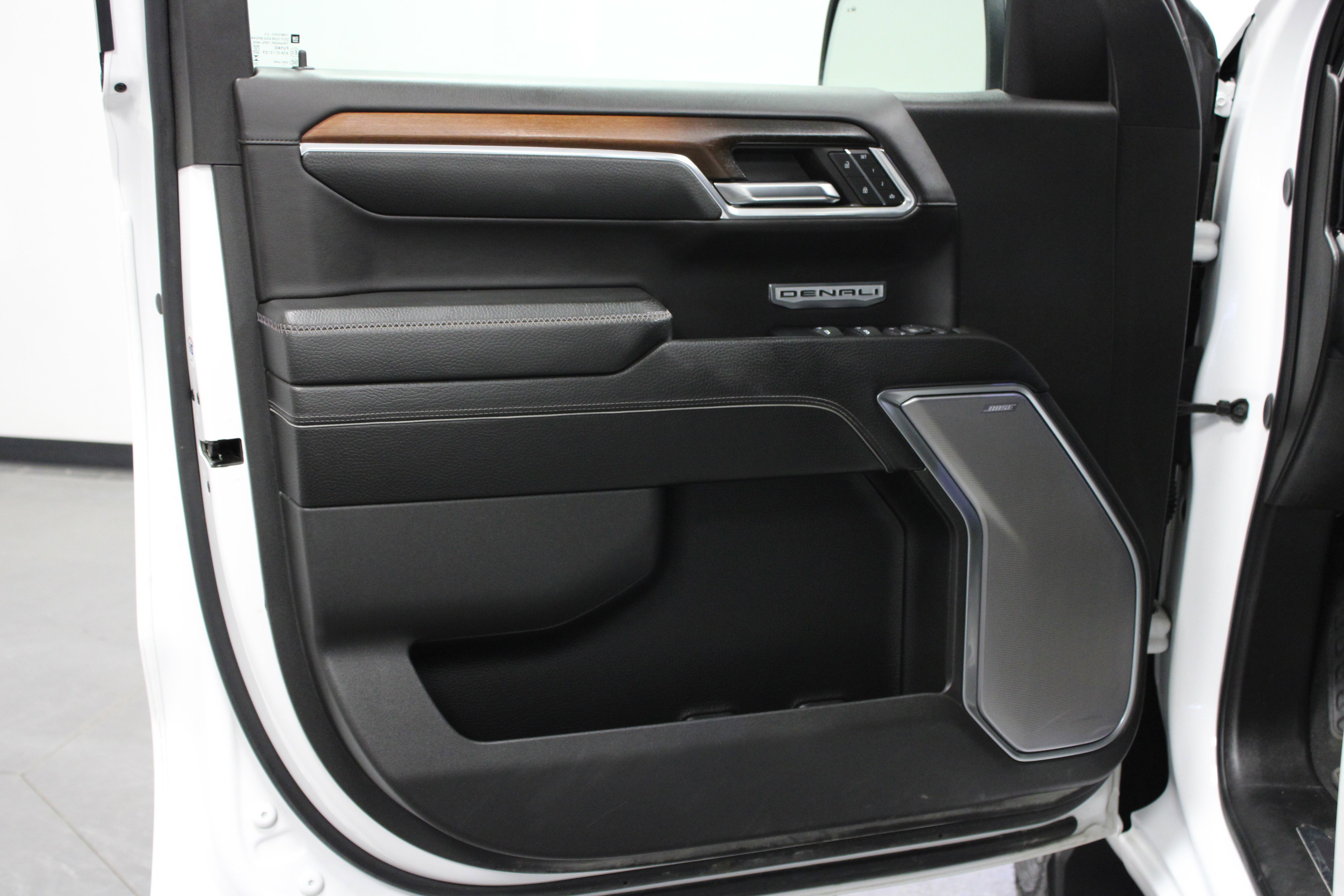 2024 Gmc Sierra 1500 Denali photo 10