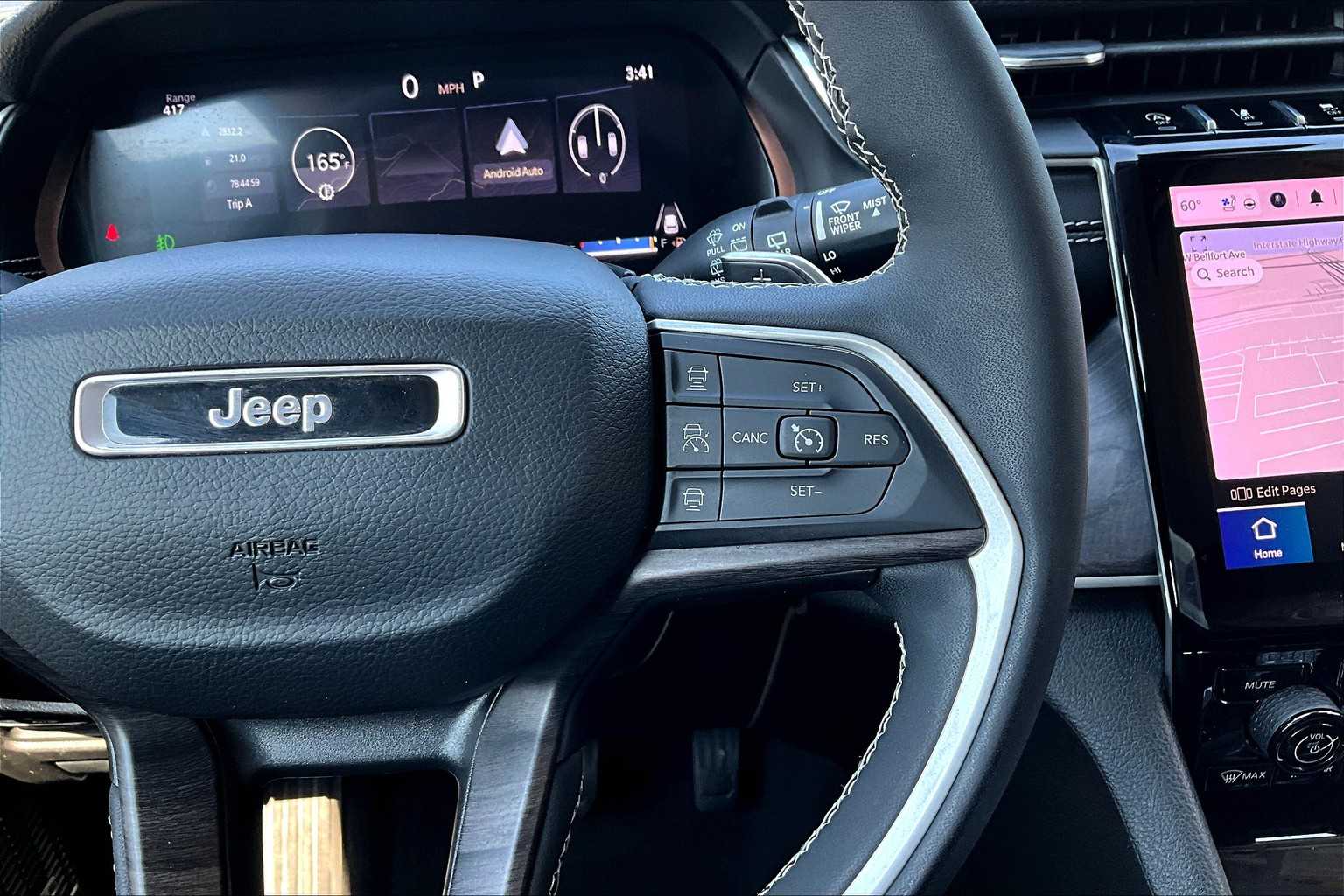 2023 Jeep Grand Cherokee Limited photo 23