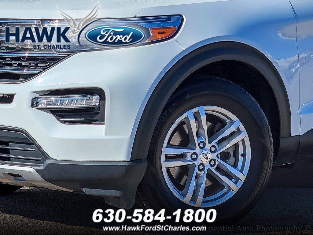 2023 Ford Explorer XLT photo 3