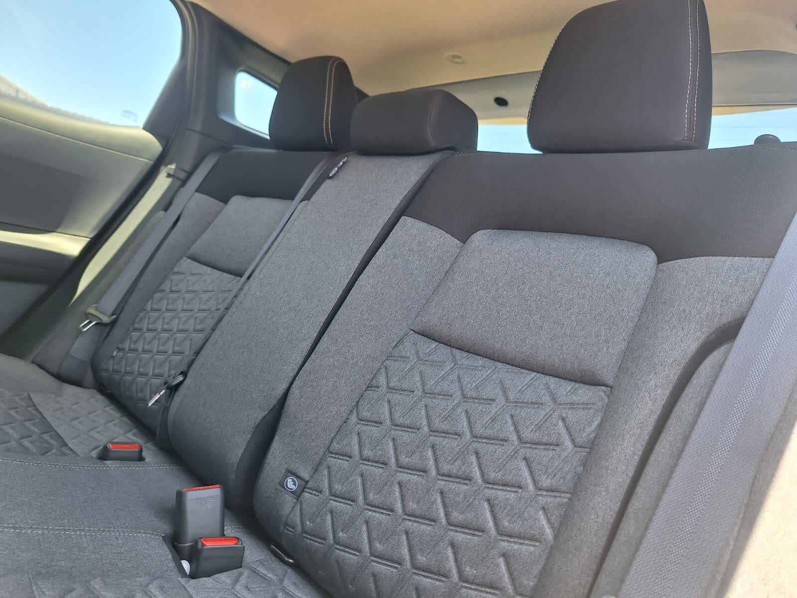 2025 Nissan Kicks SV photo 20