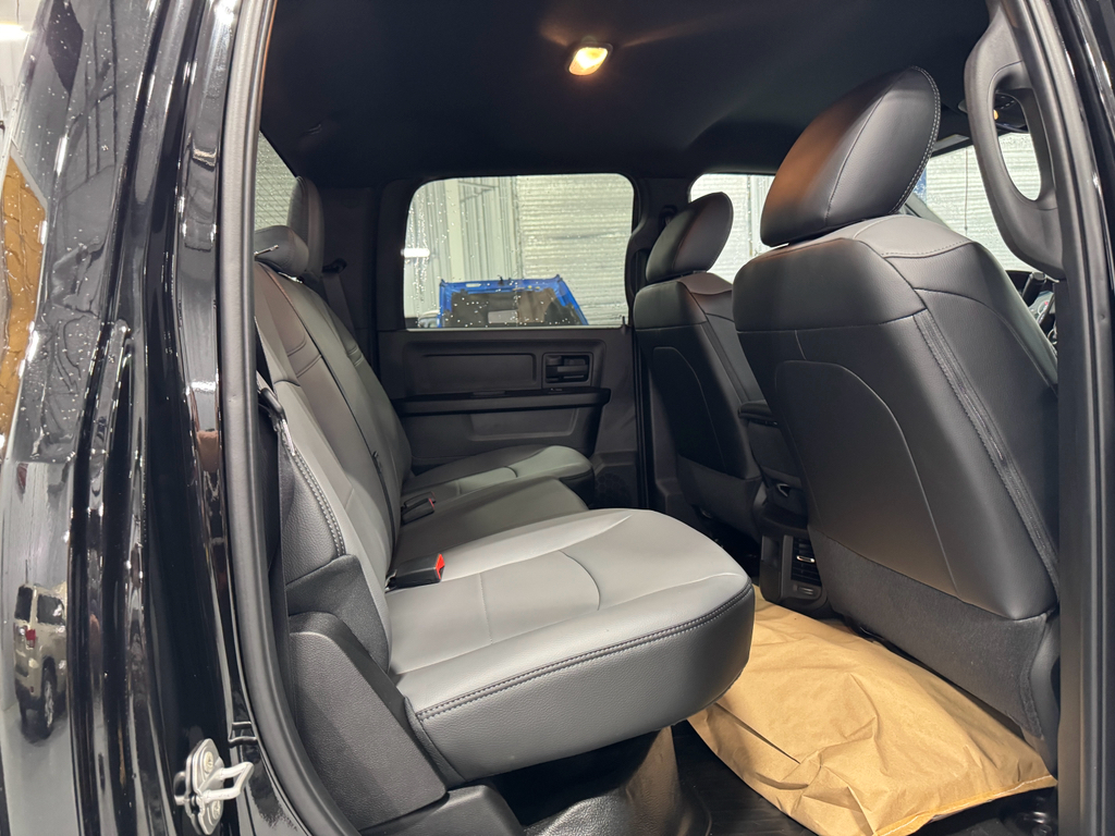 2025 Ram 4500 Tradesman photo 6