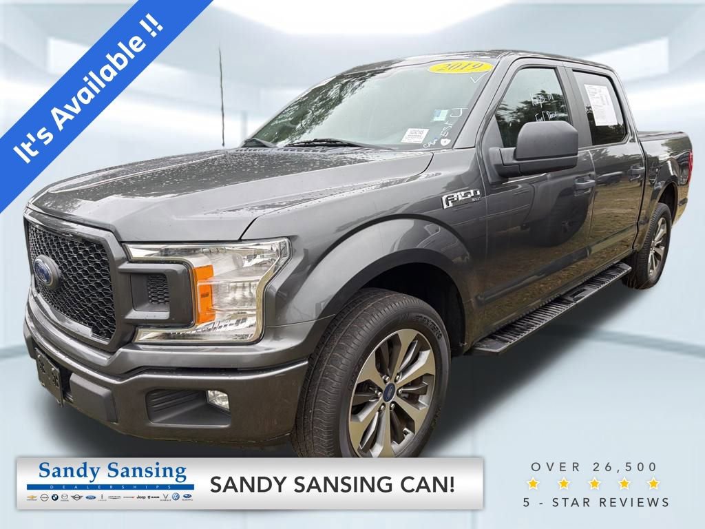 2019 Ford F-150 XL's photo