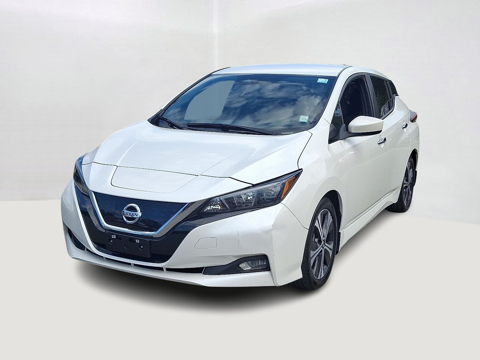 2022 Nissan LEAF SV