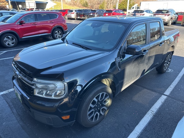 2024 Ford Maverick Lariat photo 2