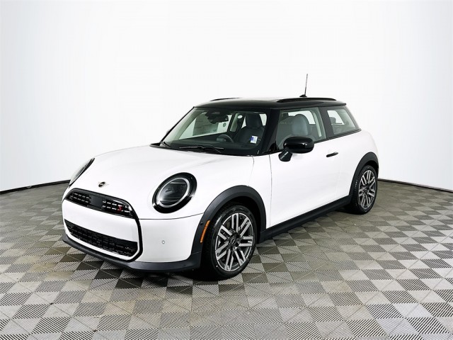 2025 MINI Hardtop 2 Door Signature Plus