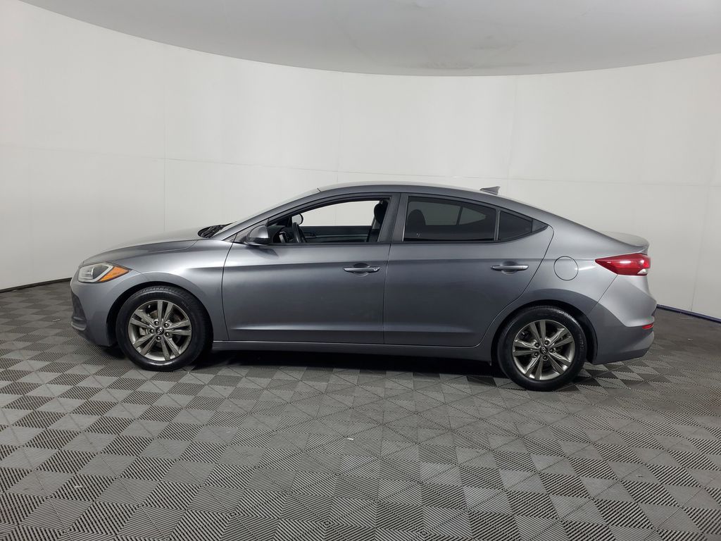 2018 Hyundai Elantra SEL photo 7