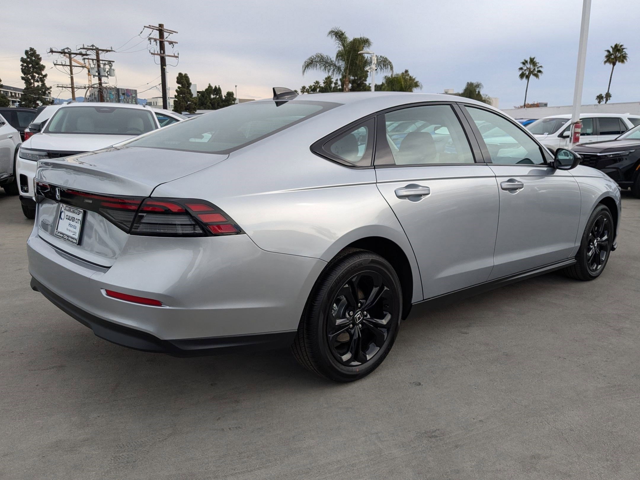 2025 Honda Accord SE photo 3