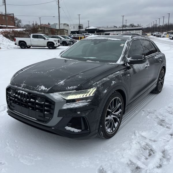 2023 Audi Q8 Prestige's photo