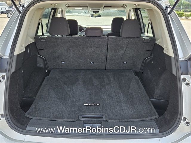 2024 Nissan Rogue S photo 5
