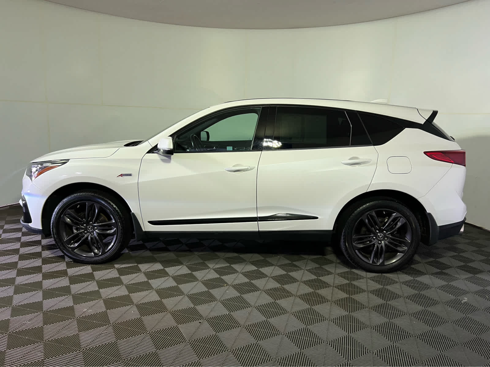 2020 Acura RDX A-Spec photo 3