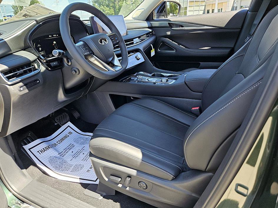 2026 Infiniti QX60 Luxe photo 7