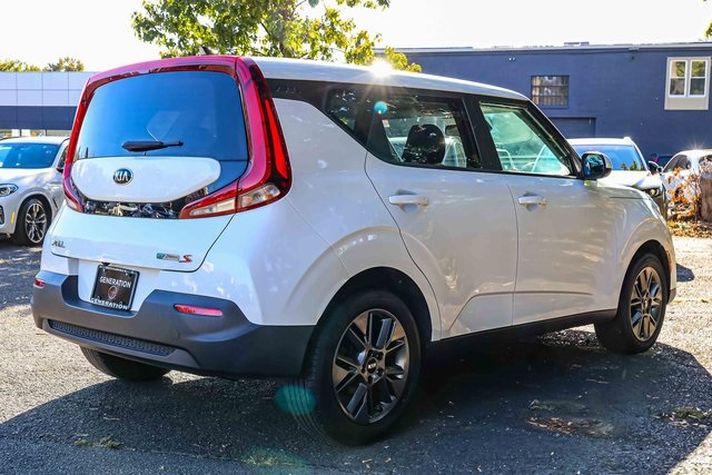 2021 Kia Soul S photo 3