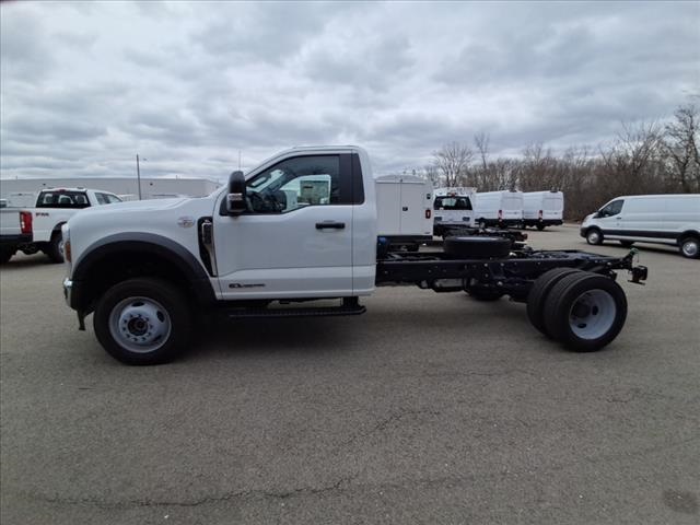 2024 Ford F-550 XL photo 2
