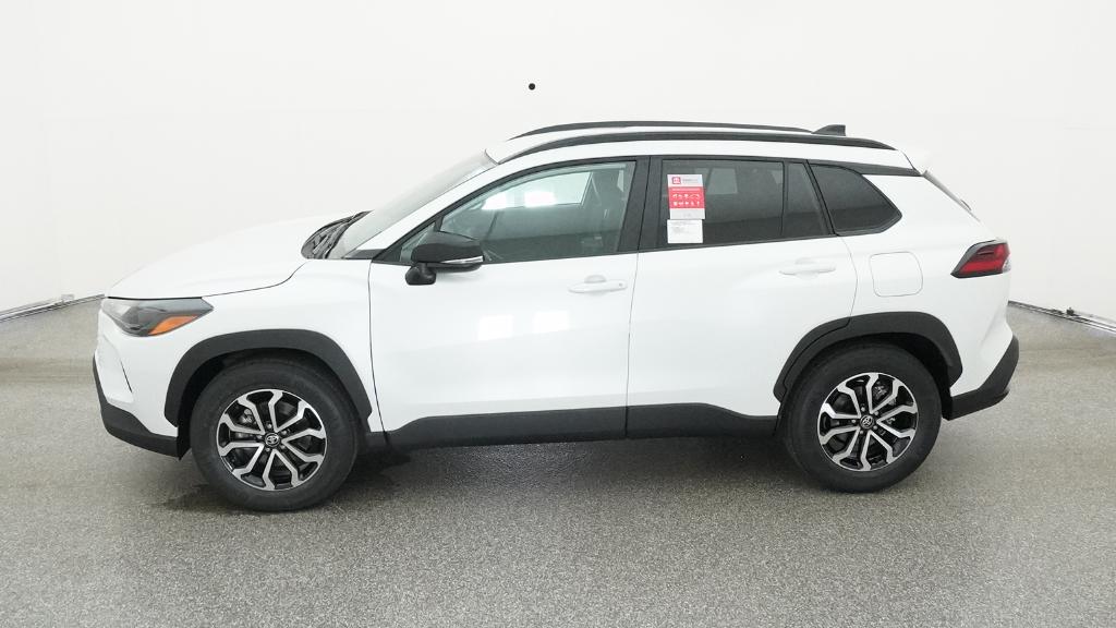 2026 Toyota Corolla Cross XLE XSE photo 6