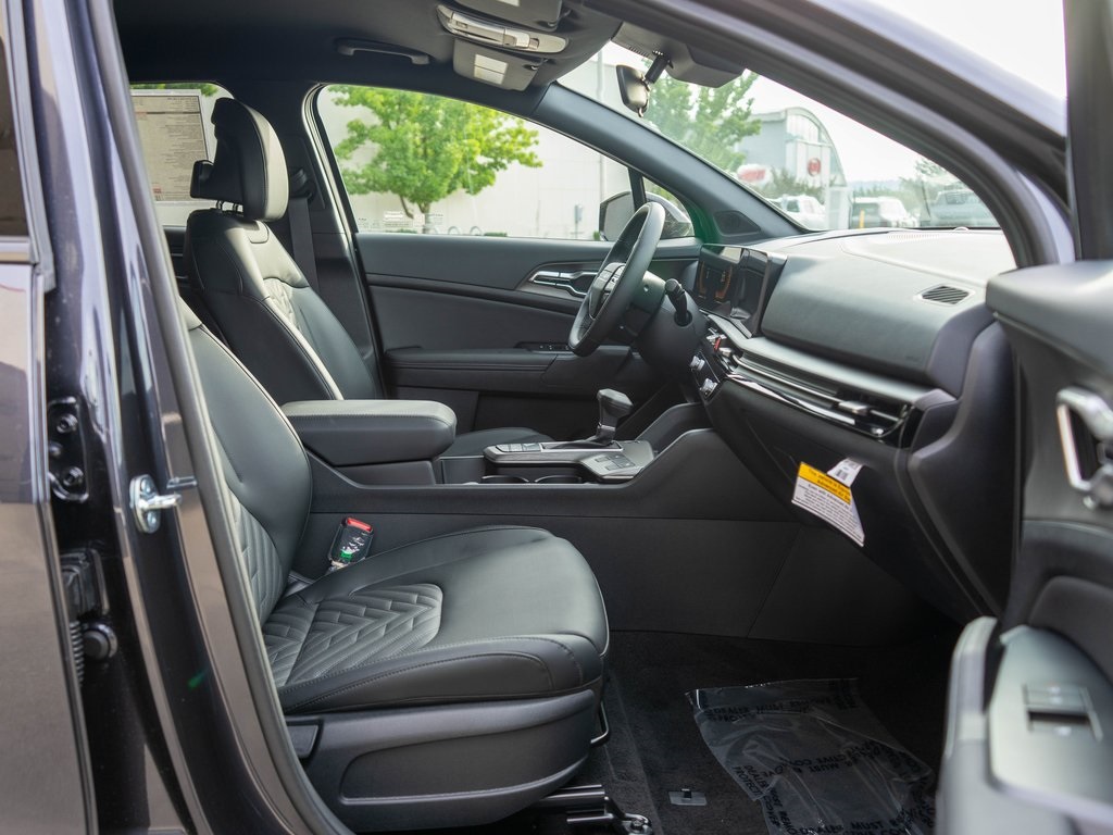 2026 Kia Sportage X-Line photo 7
