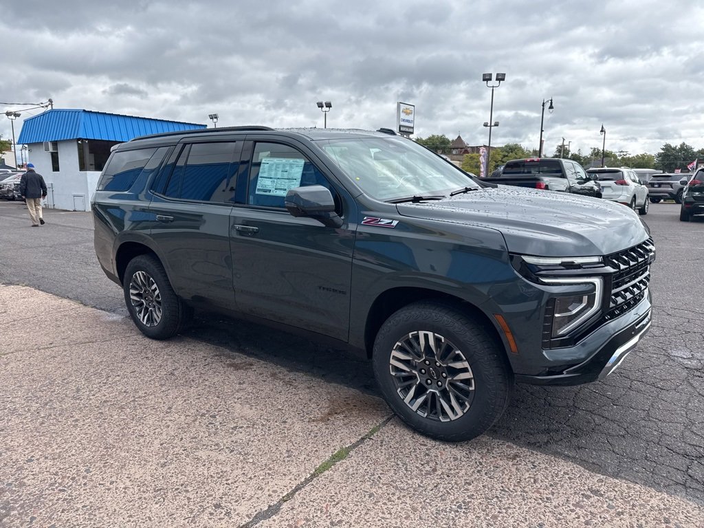 2025 Chevrolet Tahoe Z71 photo 5