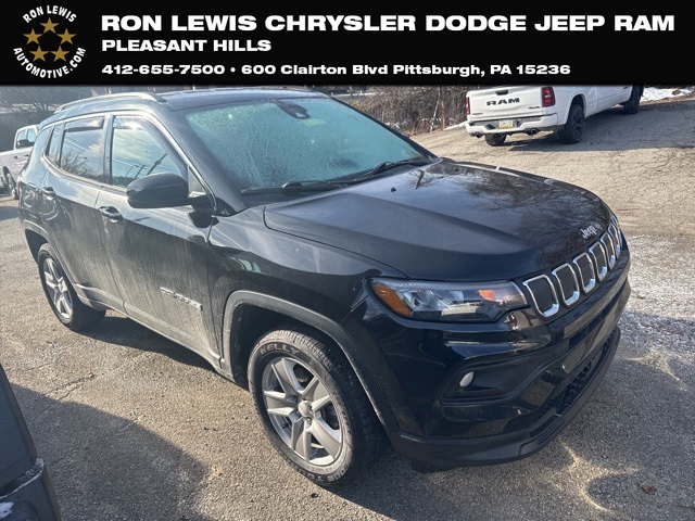 2022 Jeep Compass Latitude's photo