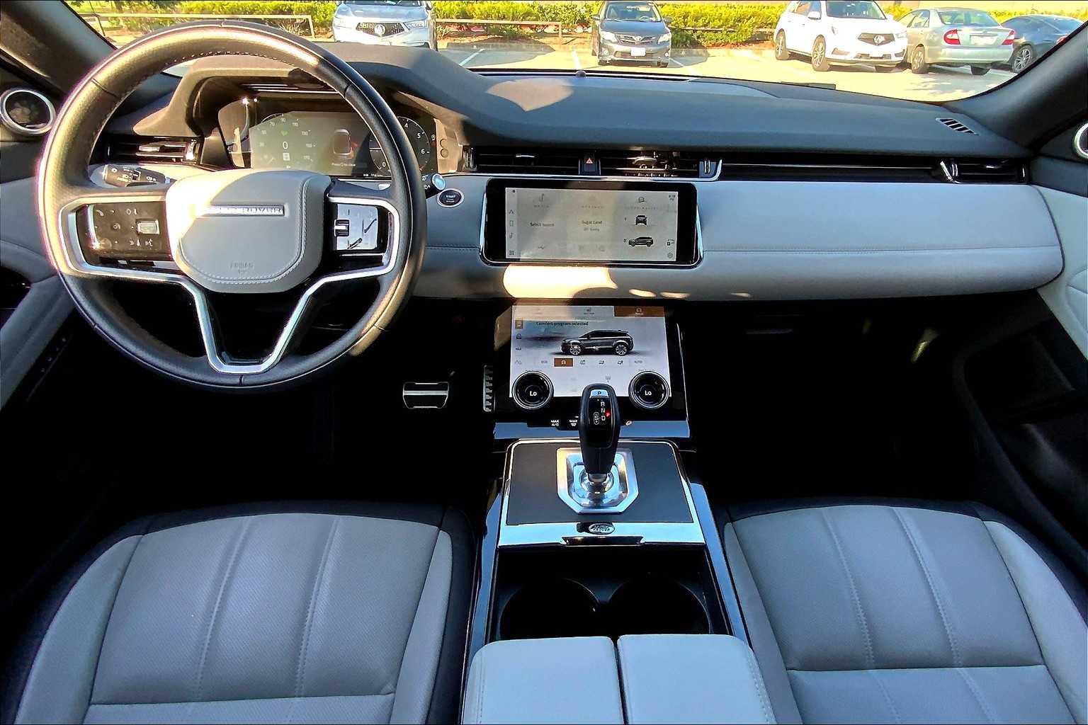 2023 Land Rover Range Rover Evoque R-Dynamic SE photo 12