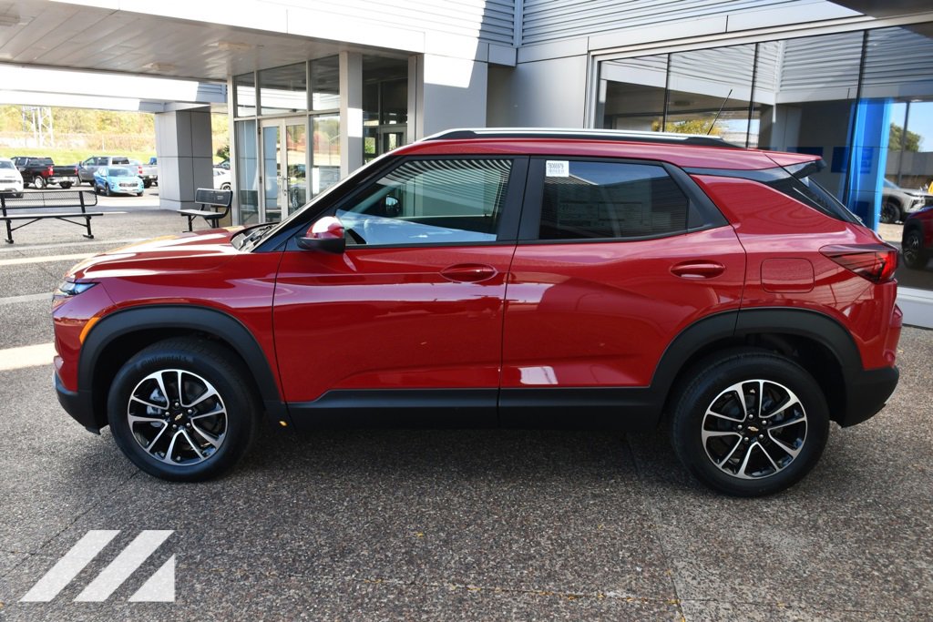 2026 Chevrolet Trailblazer LT photo 3