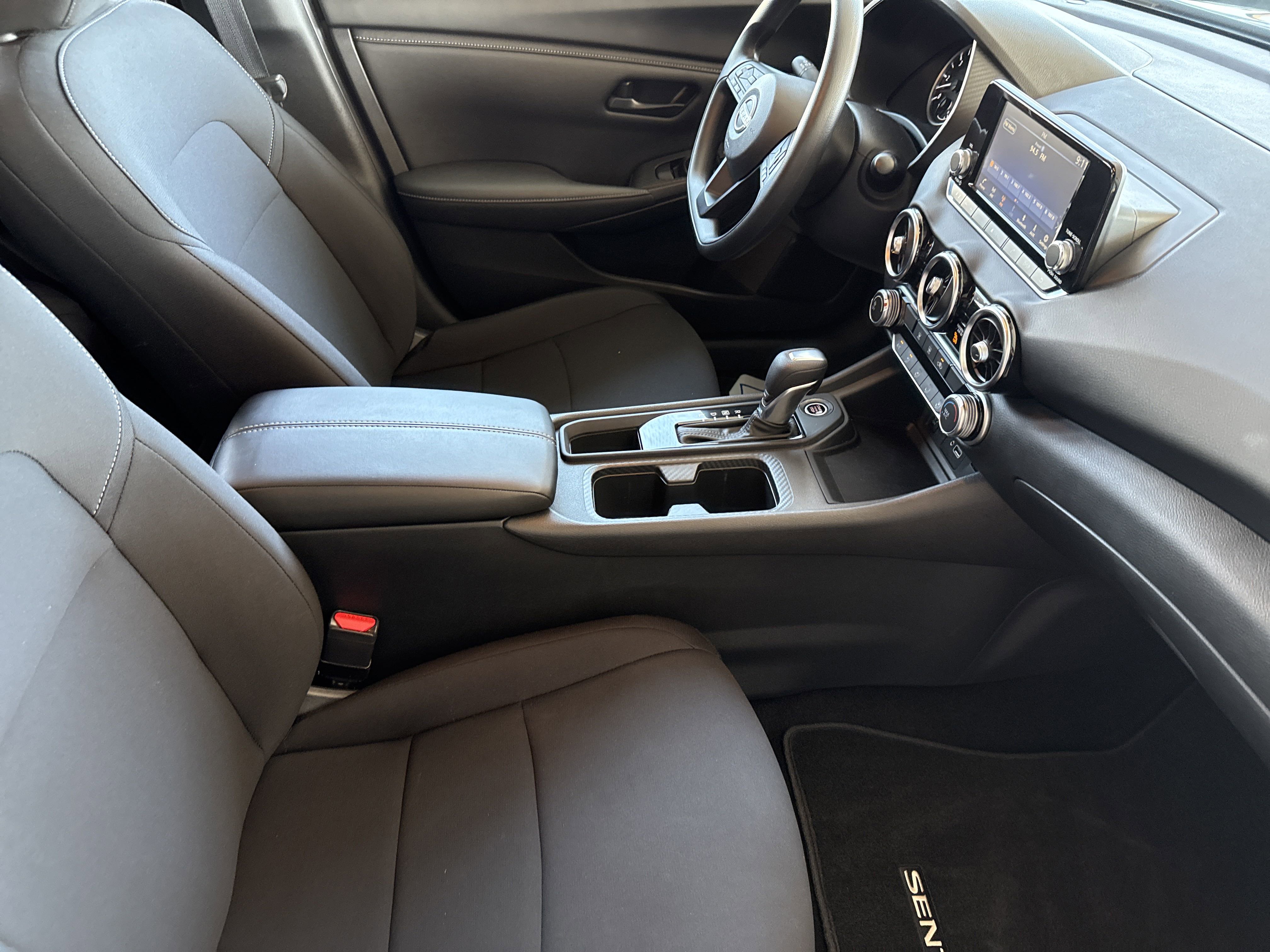 2024 Nissan Sentra S photo 7