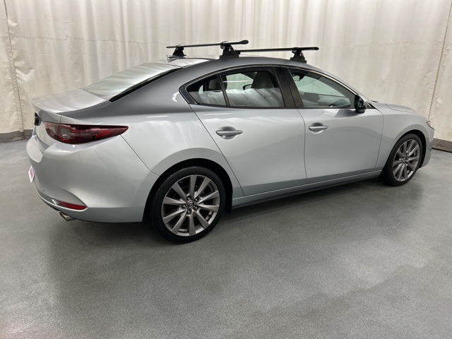 2019 Mazda Mazda3 Preferred photo 4