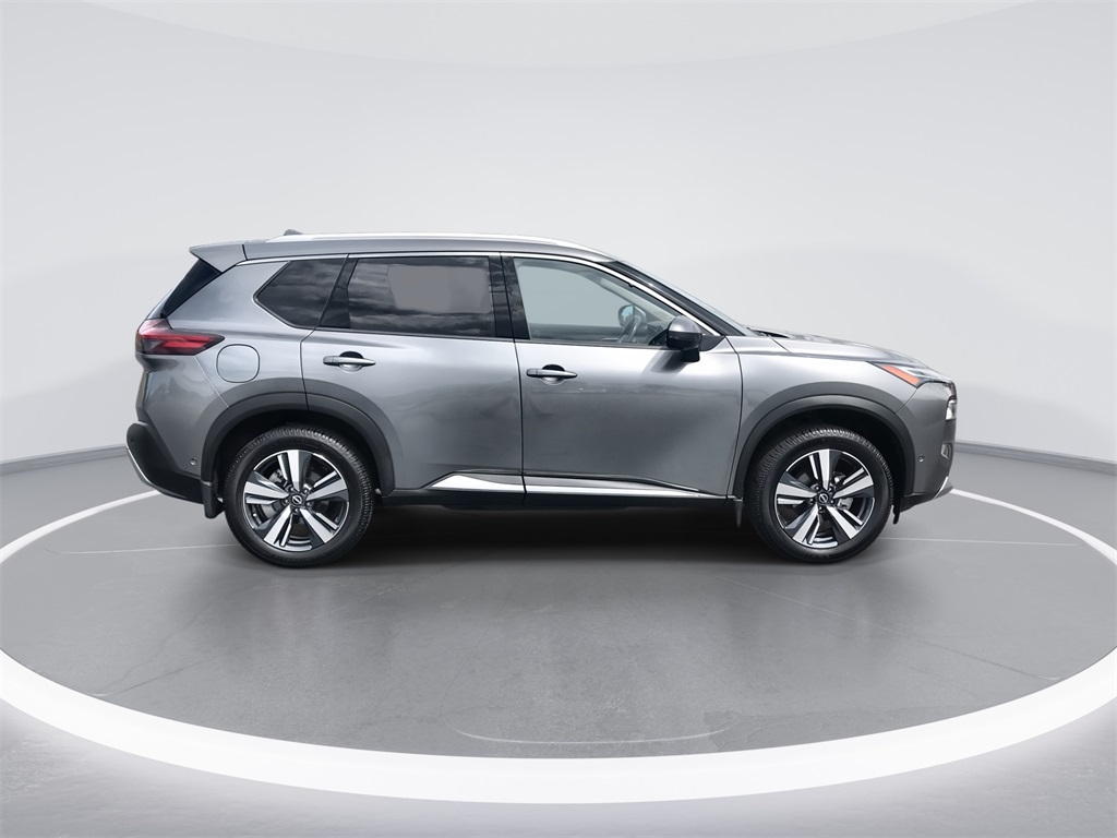2023 Nissan Rogue Platinum photo 9