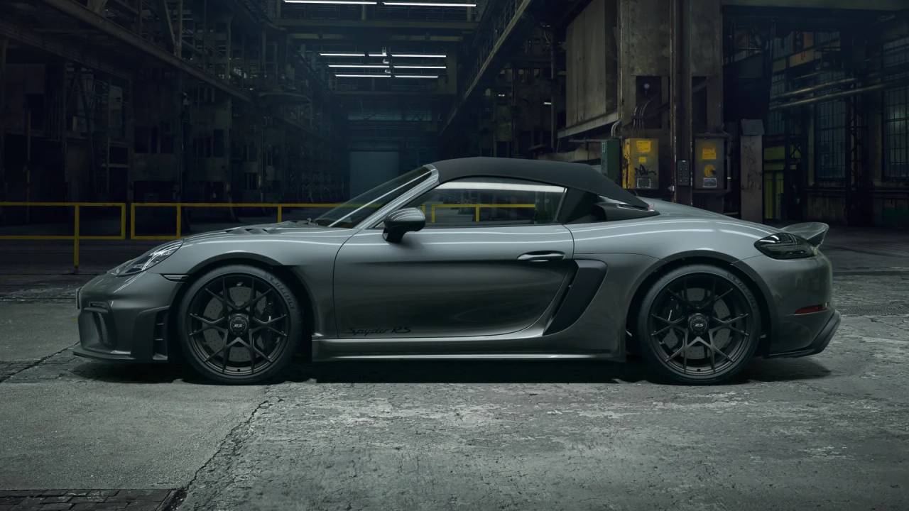 2025 Porsche Boxster Spyder photo 2