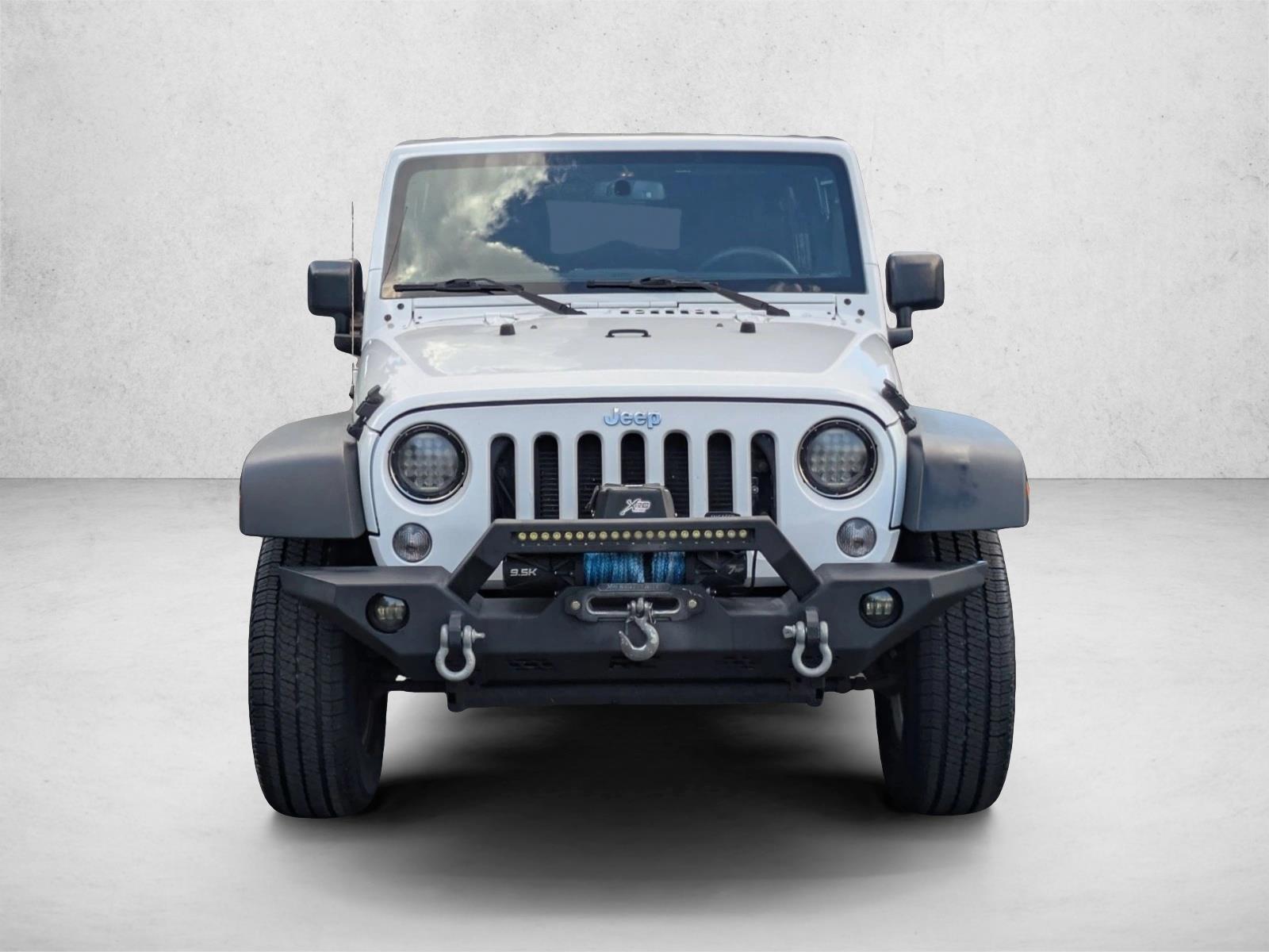 2016 Jeep Wrangler Unlimited Sport photo 2