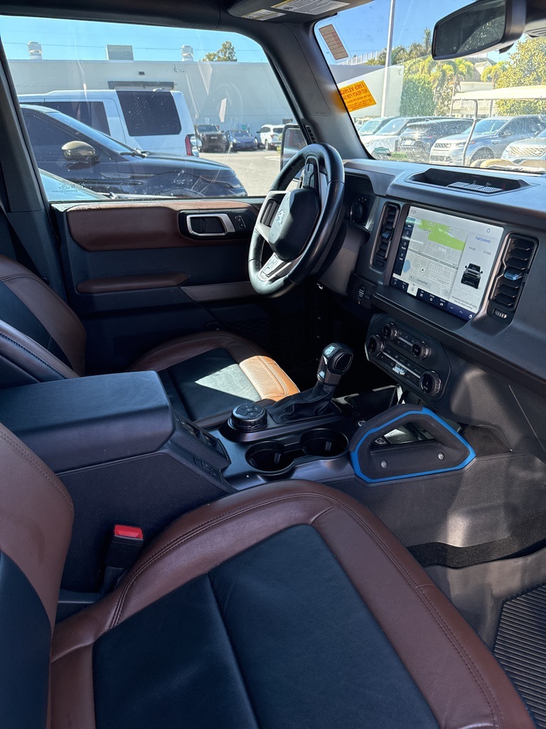 2022 Ford Bronco Outer Banks photo 4