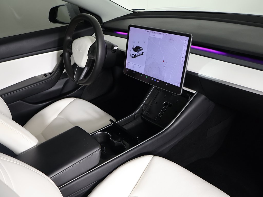 2020 Tesla Model 3 Long Range photo 23