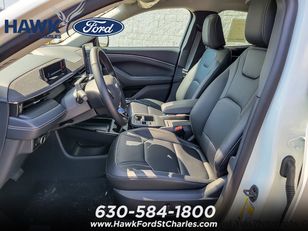 2025 FORD MUSTANG MACH-E - Image 5