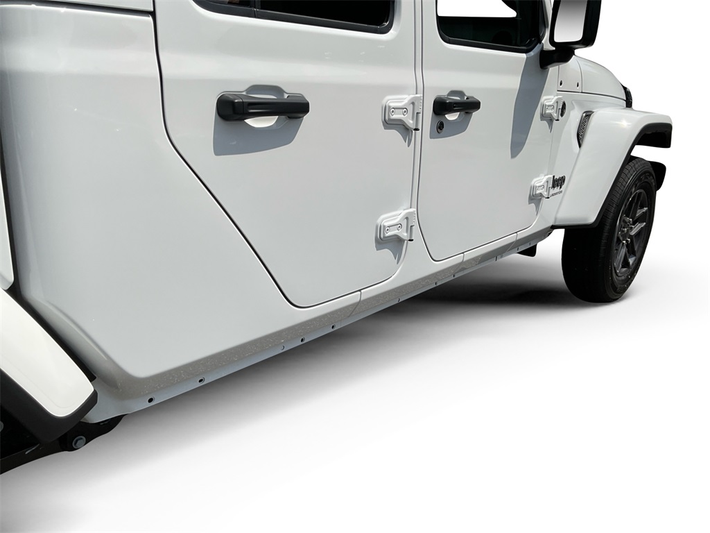 2025 Jeep Gladiator Sport S photo 18